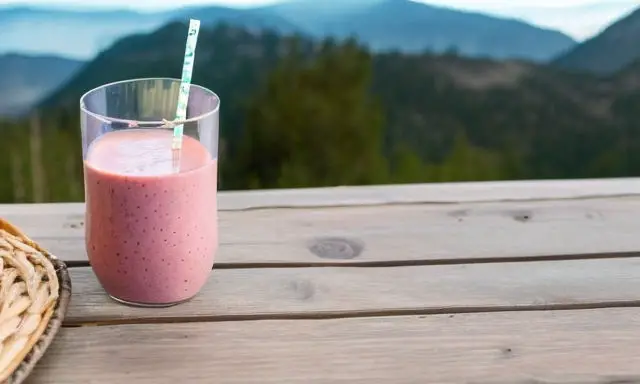 Blueberry Smoothie with Soy Milk