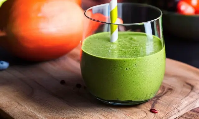 Frozen Spinach in Smoothies