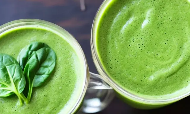Keto Smoothie with Spinach