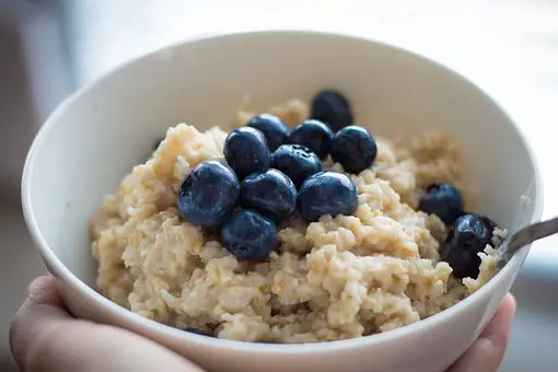 How Long Does it Take for Oatmeal to Lower Cholesterol?