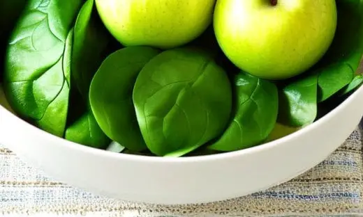 Granny Smith Apple and Spinach Salad